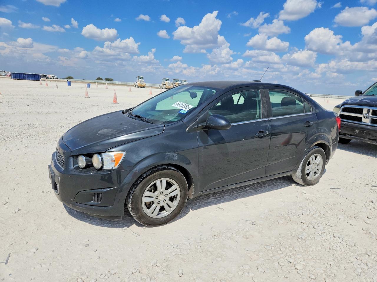 2015 CHEVROLET SONIC LT  