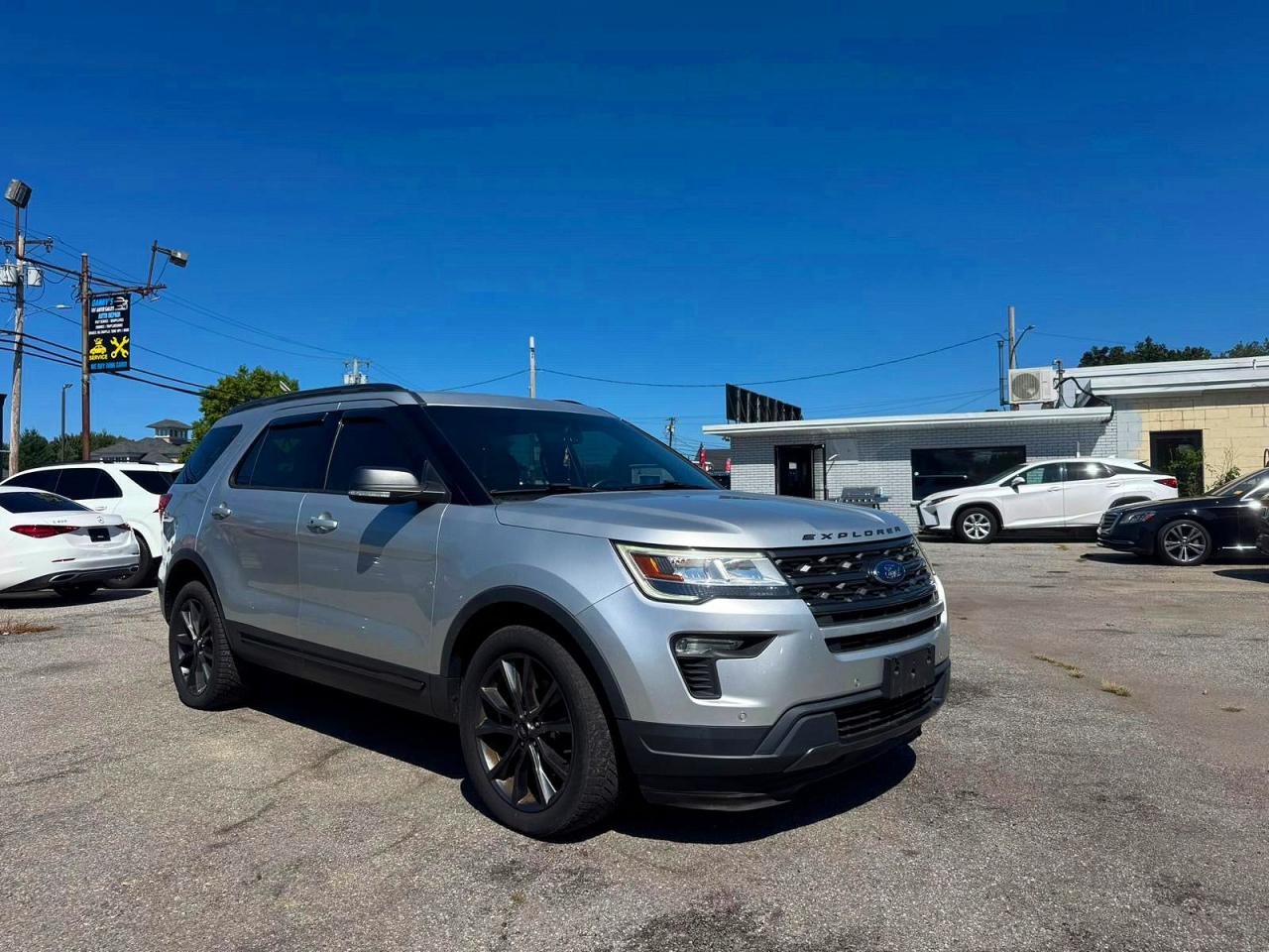 2019 FORD EXPLORER XLT  