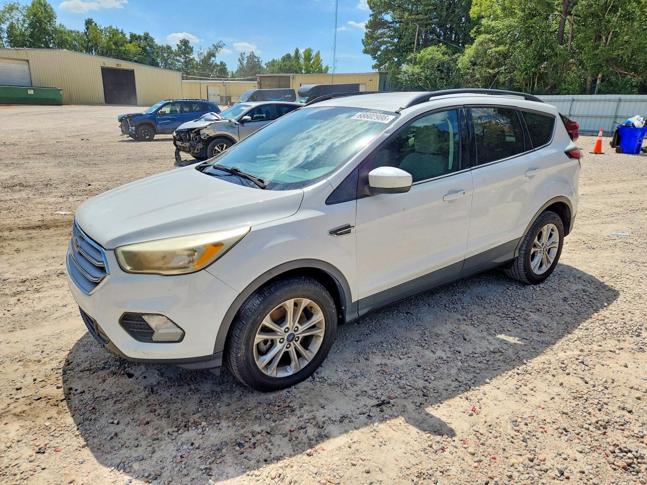 2018 FORD ESCAPE SE  