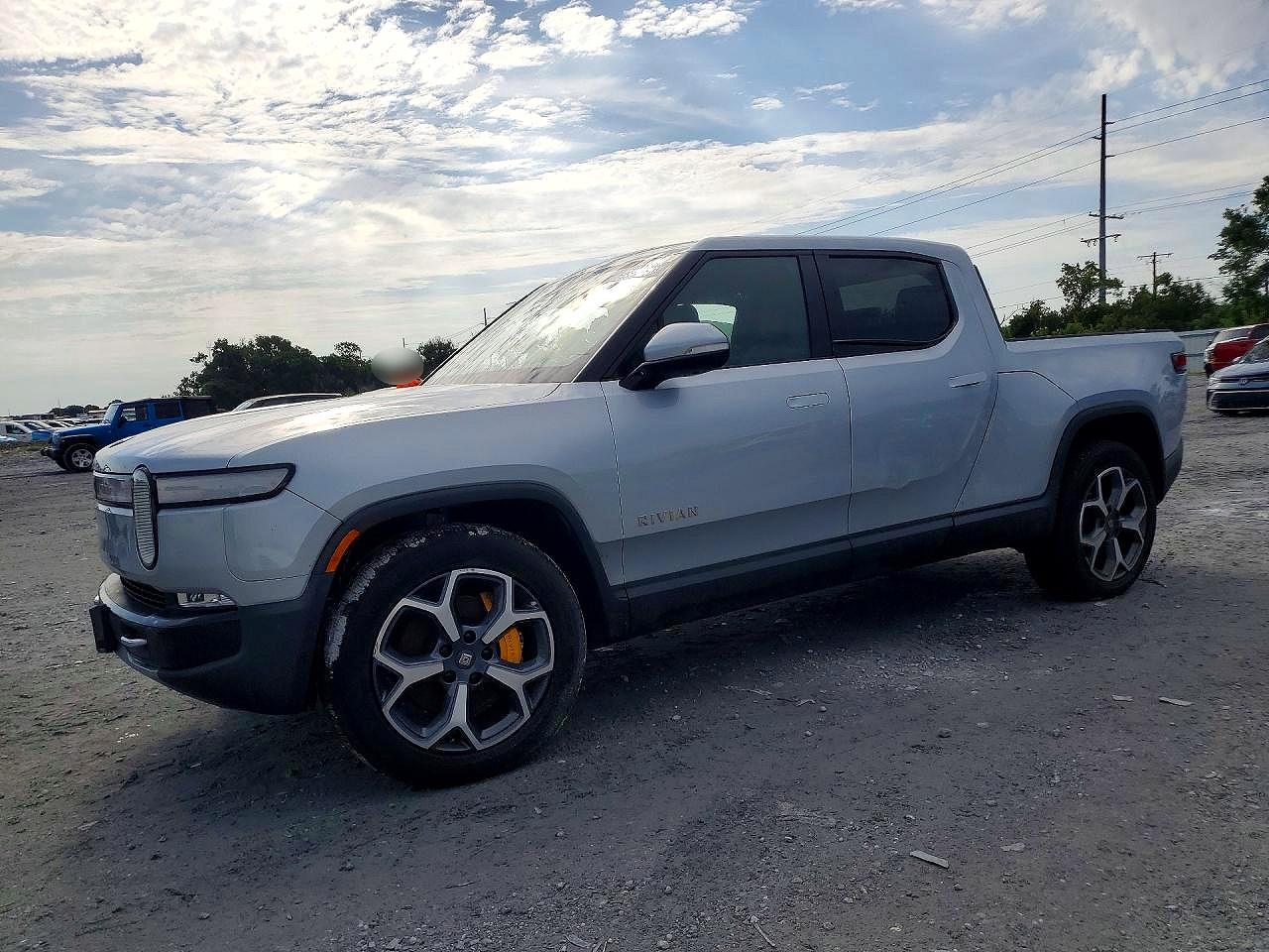 2022 RIVIAN R1T ADVENTURE  