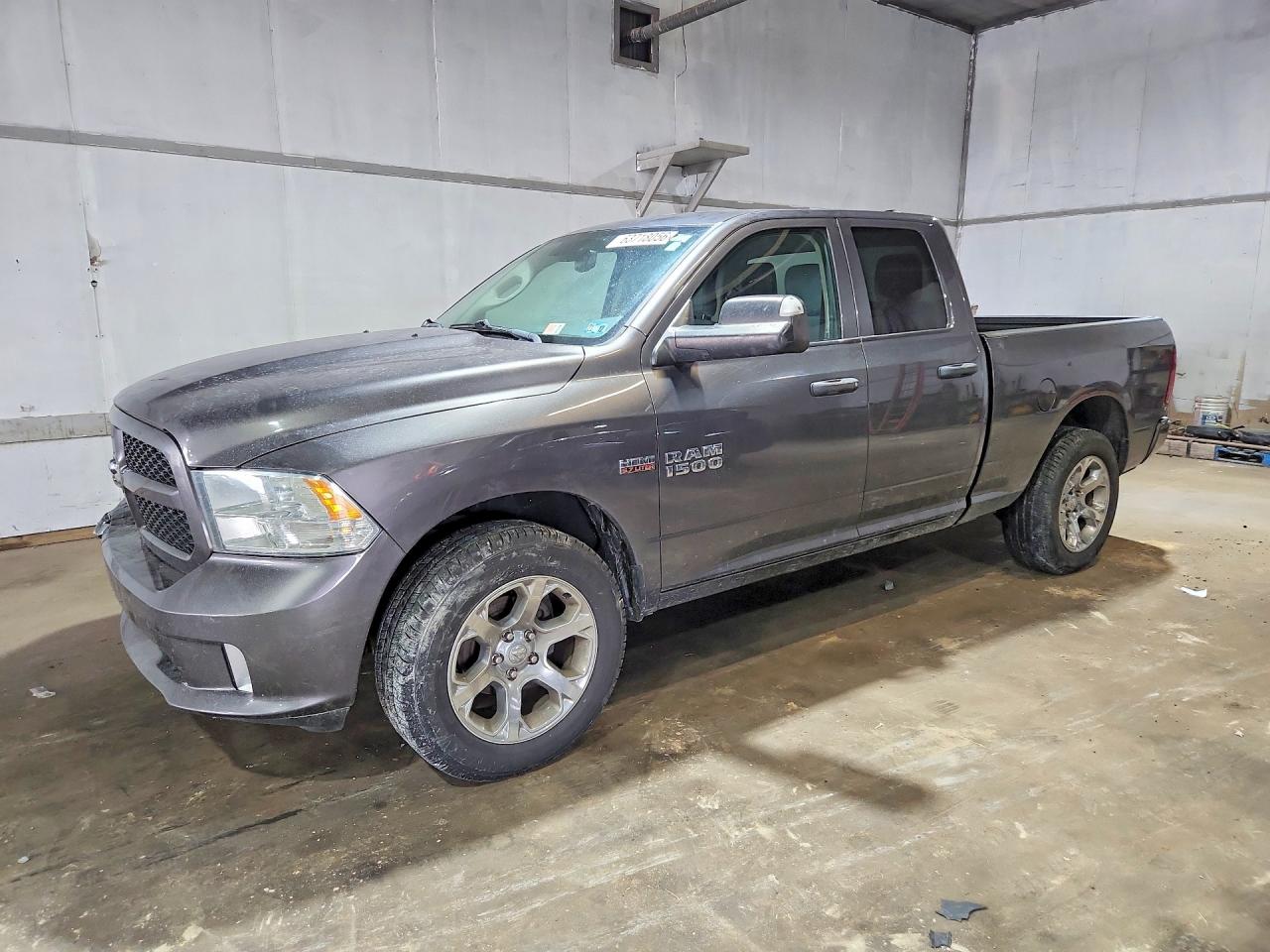 2016 RAM 1500 ST  