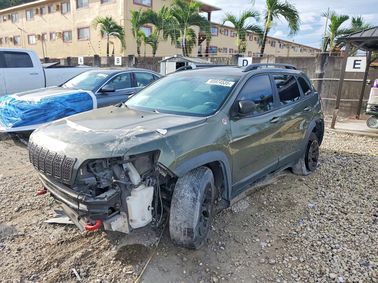 2019 JEEP CHEROKEE TRAILHAWK  