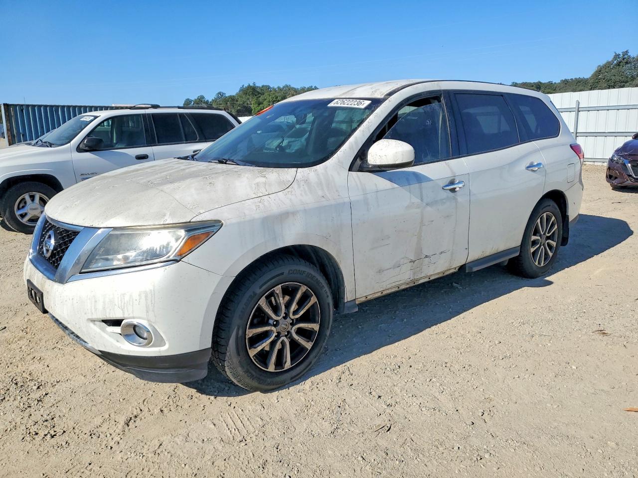 2014 NISSAN PATHFINDER S  