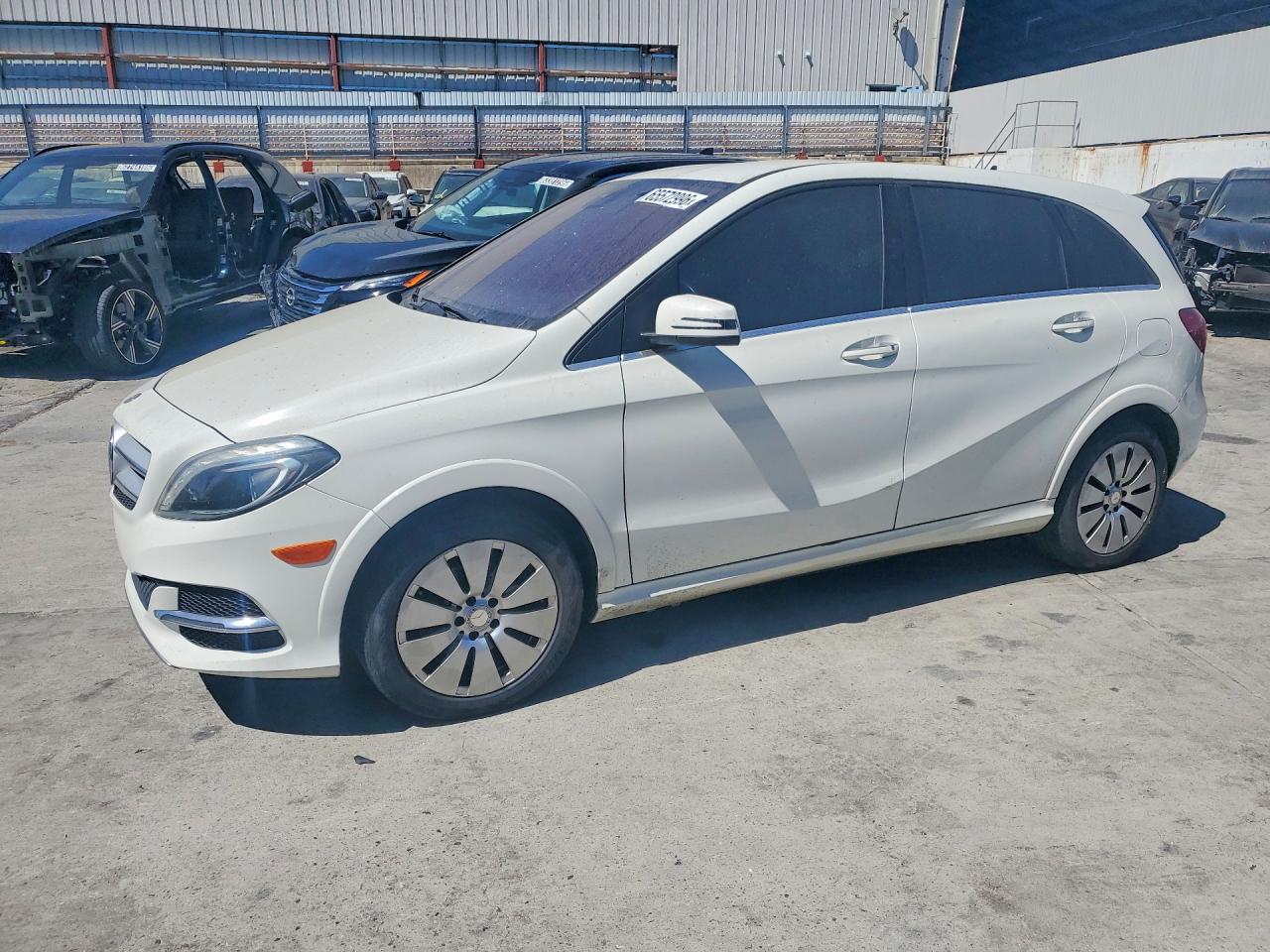 2016 MERCEDES-BENZ B 250E  