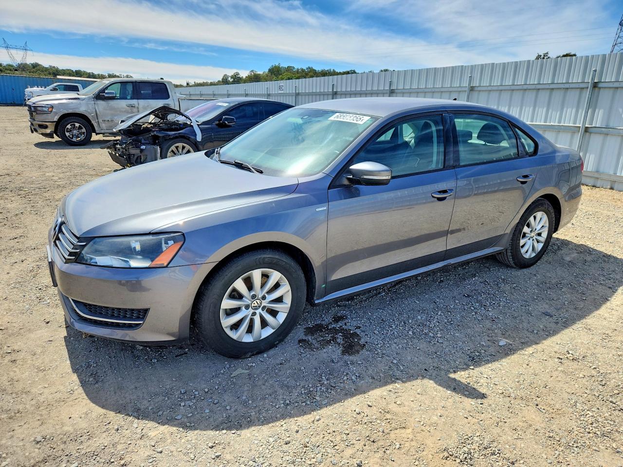 2014 VOLKSWAGEN PASSAT S  
