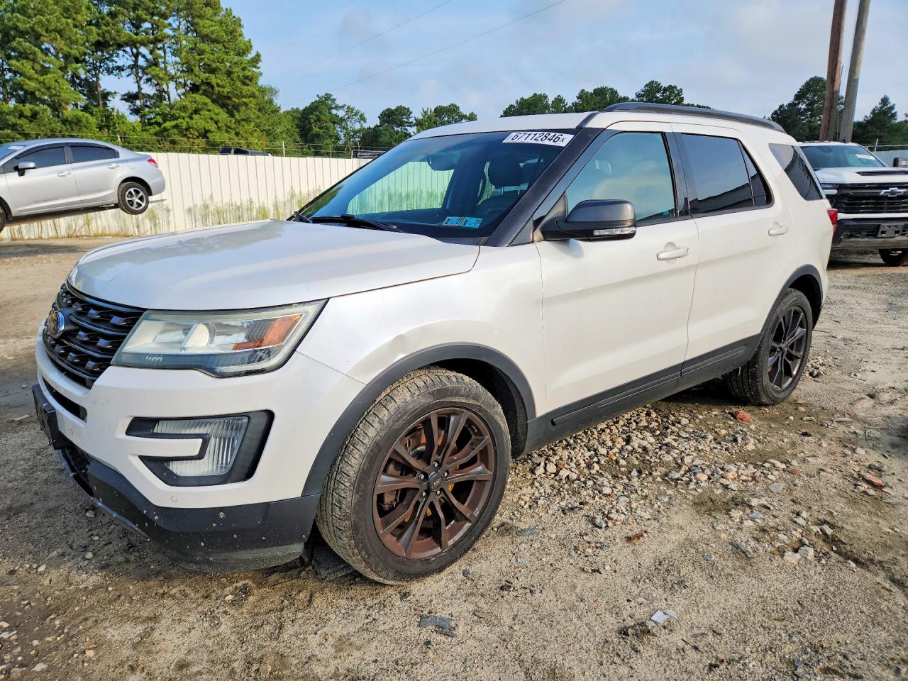 2017 FORD EXPLORER XLT  
