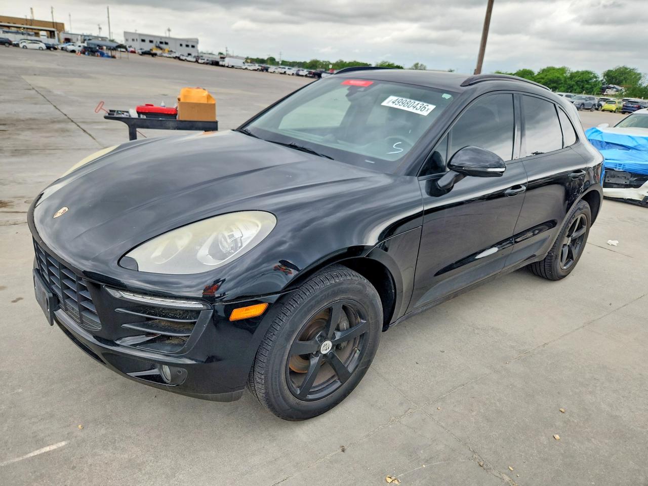 2017 PORSCHE MACAN   