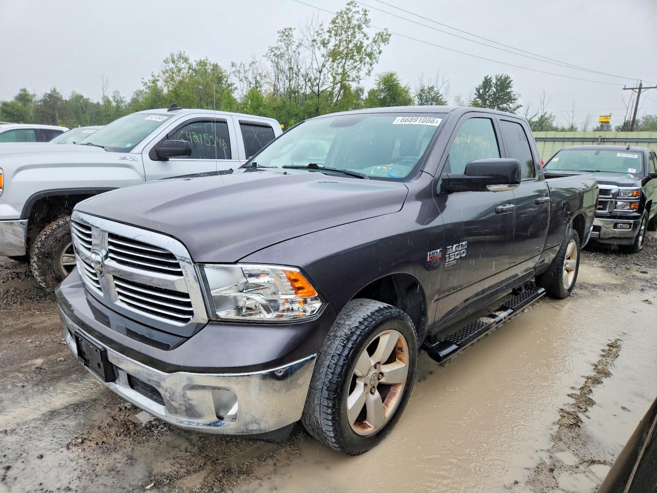 2019 RAM 1500 CLASSIC SLT  