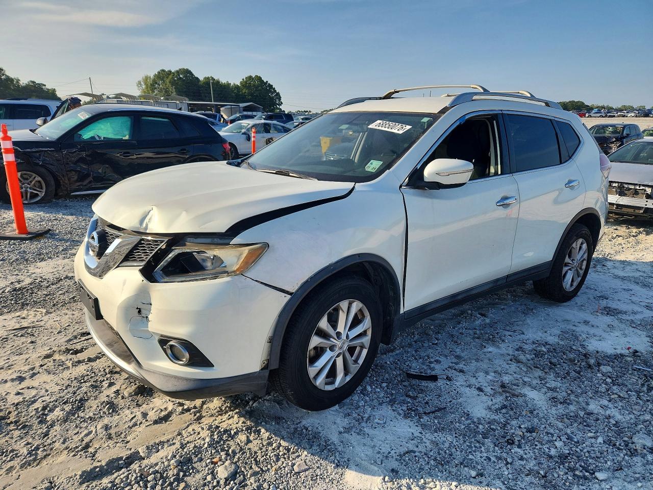 2014 NISSAN ROGUE SV  
