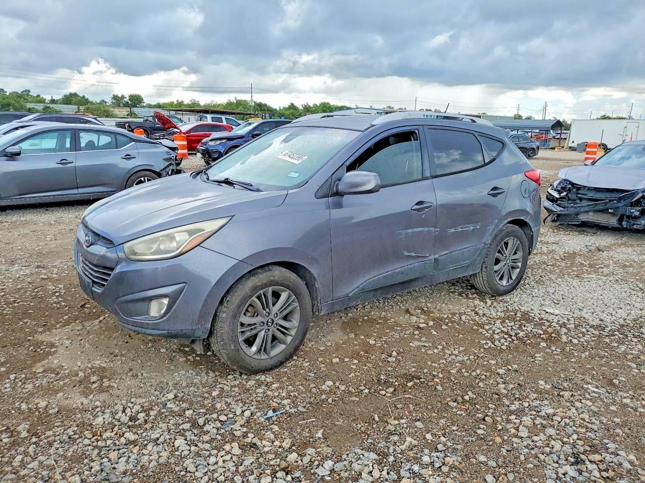 2014 HYUNDAI TUCSON SE  
