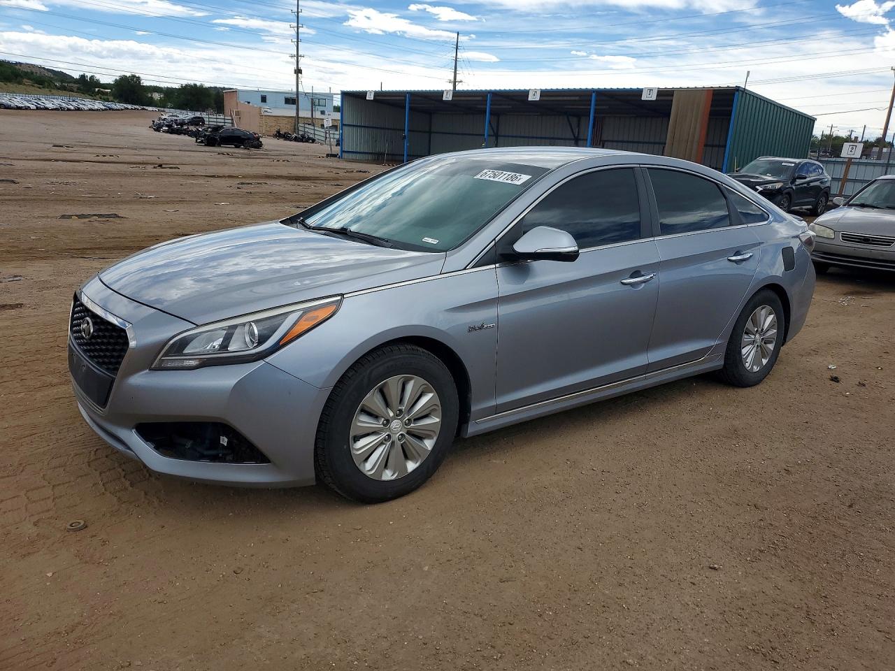 2017 HYUNDAI SONATA HYBRID SE  