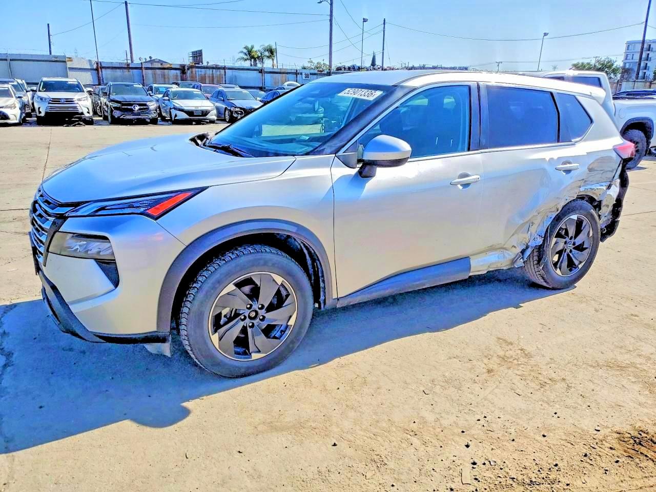 2025 NISSAN ROGUE SV  