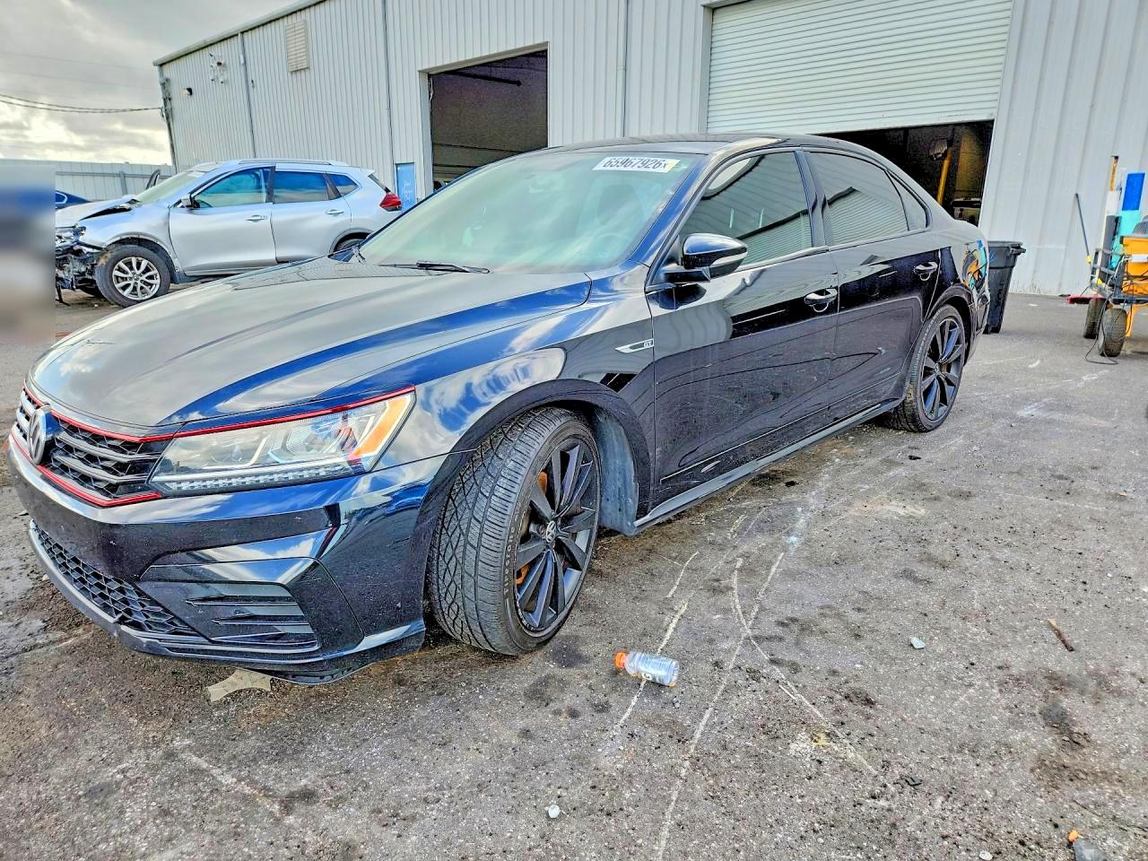 2018 VOLKSWAGEN PASSAT GT  