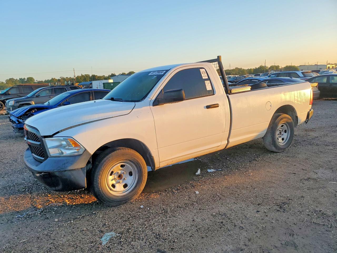 2019 RAM 1500 CLASSIC TRADESMAN  
