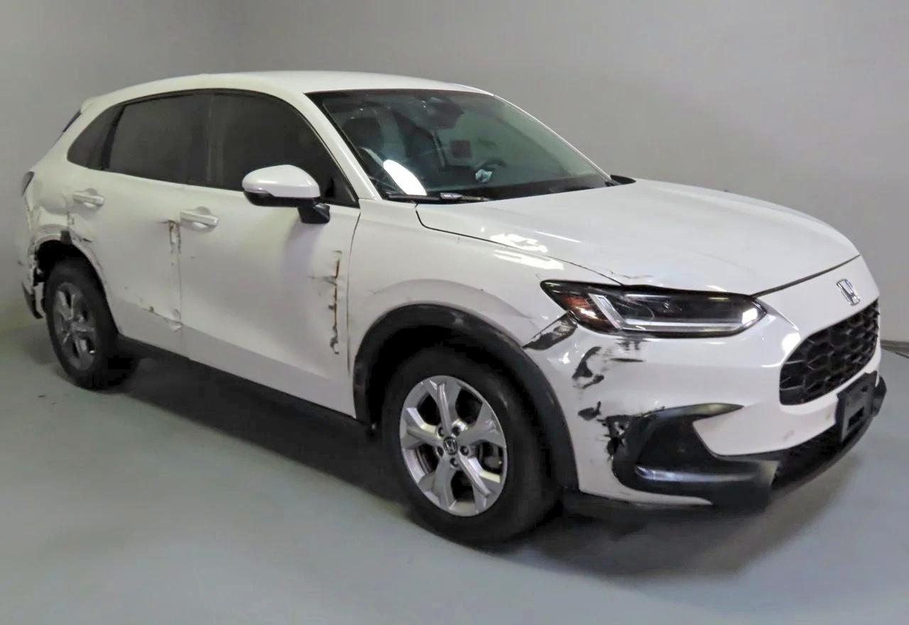 2026 HONDA HR-V LX  