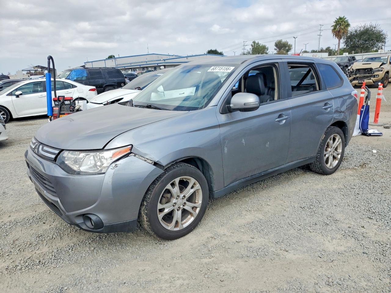 2014 MITSUBISHI OUTLANDER SE  