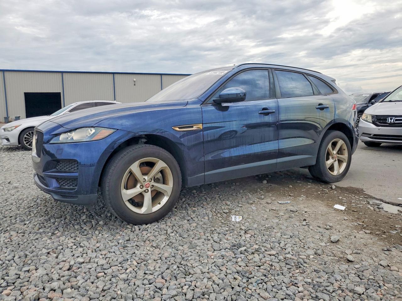 2018 JAGUAR F-PACE PREMIUM  