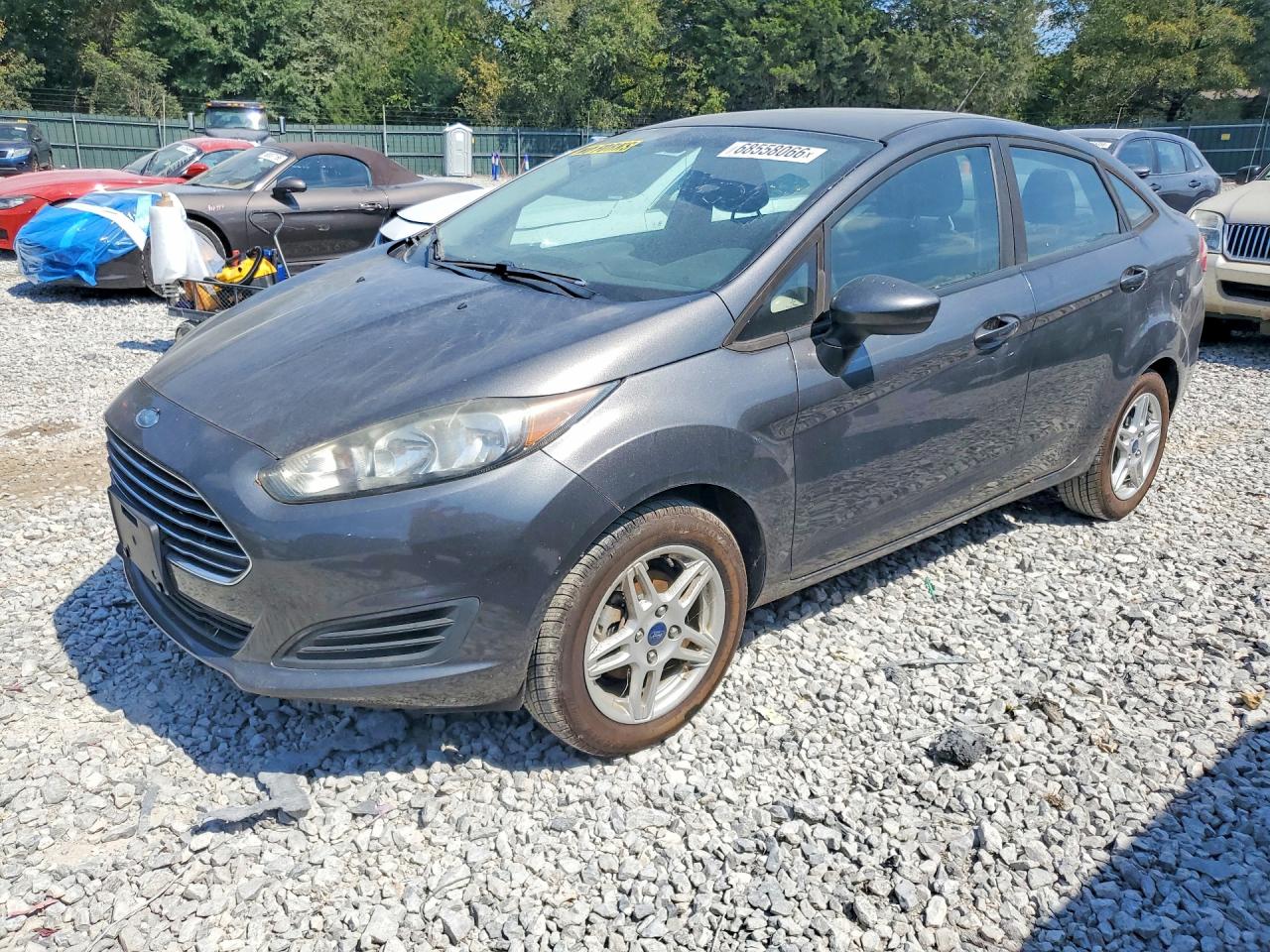 2017 FORD FIESTA SE  