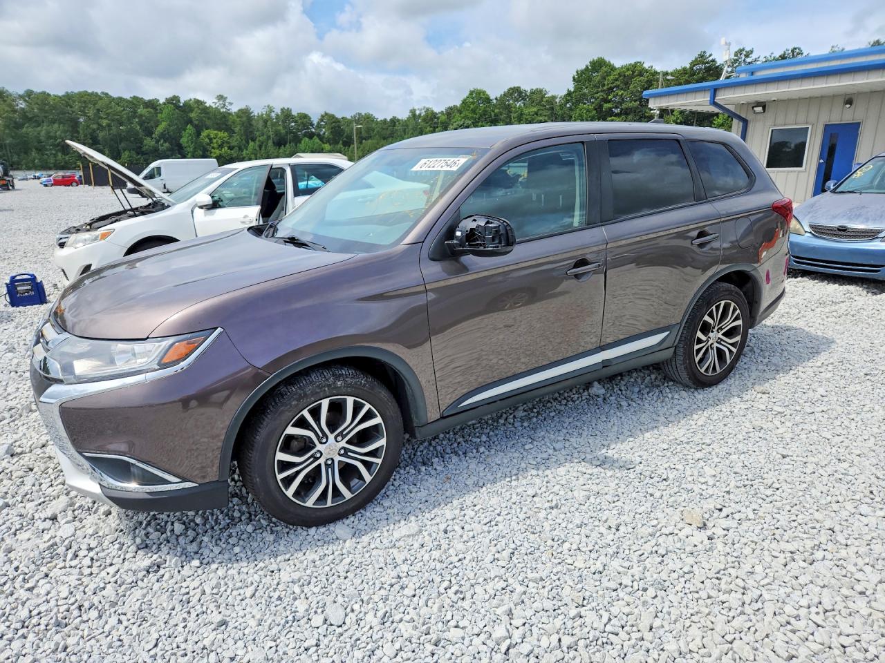 2018 MITSUBISHI OUTLANDER ES  