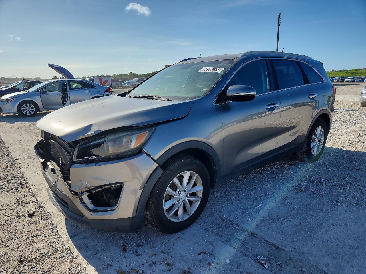 2016 KIA SORENTO LX  