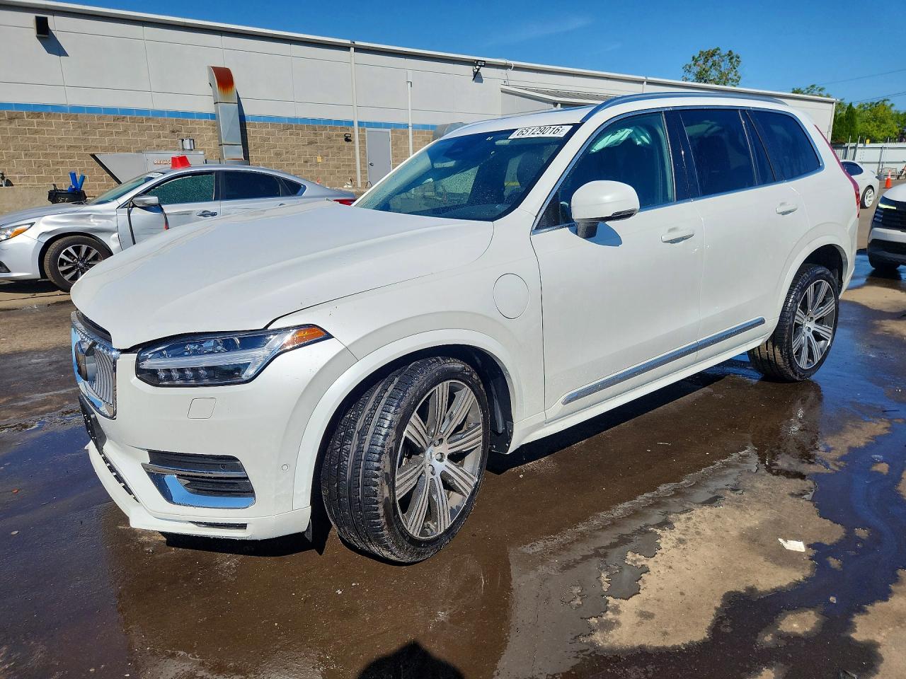 2023 VOLVO XC90 PLUS  