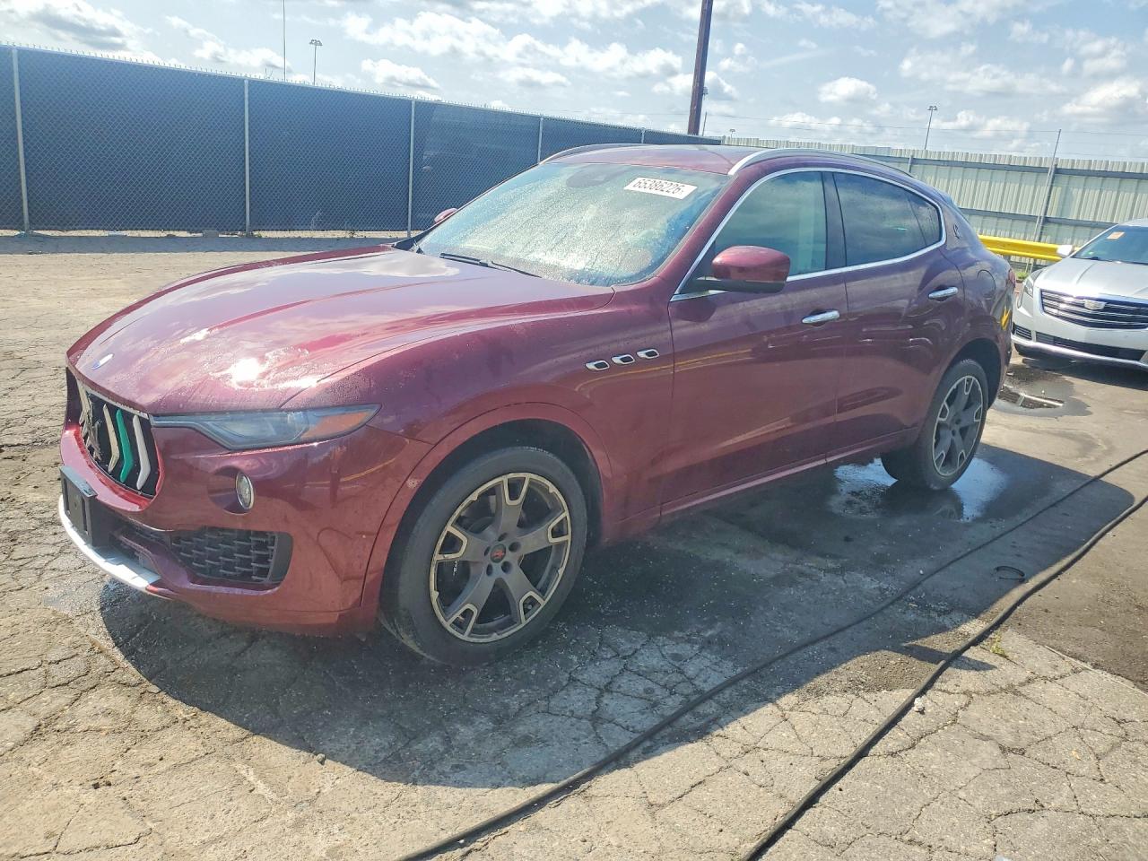 2017 MASERATI LEVANTE LUXURY  