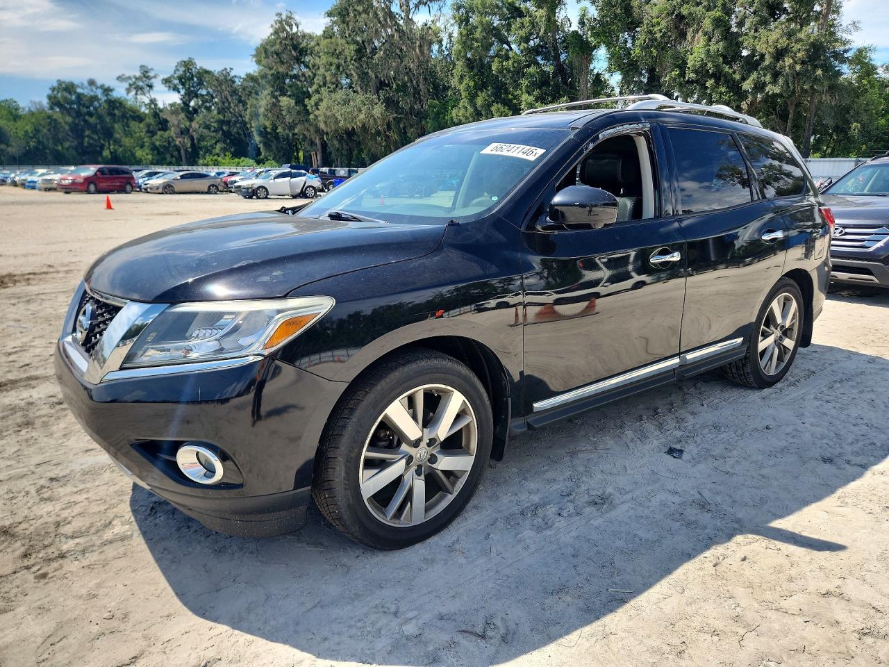 2013 NISSAN PATHFINDER S  