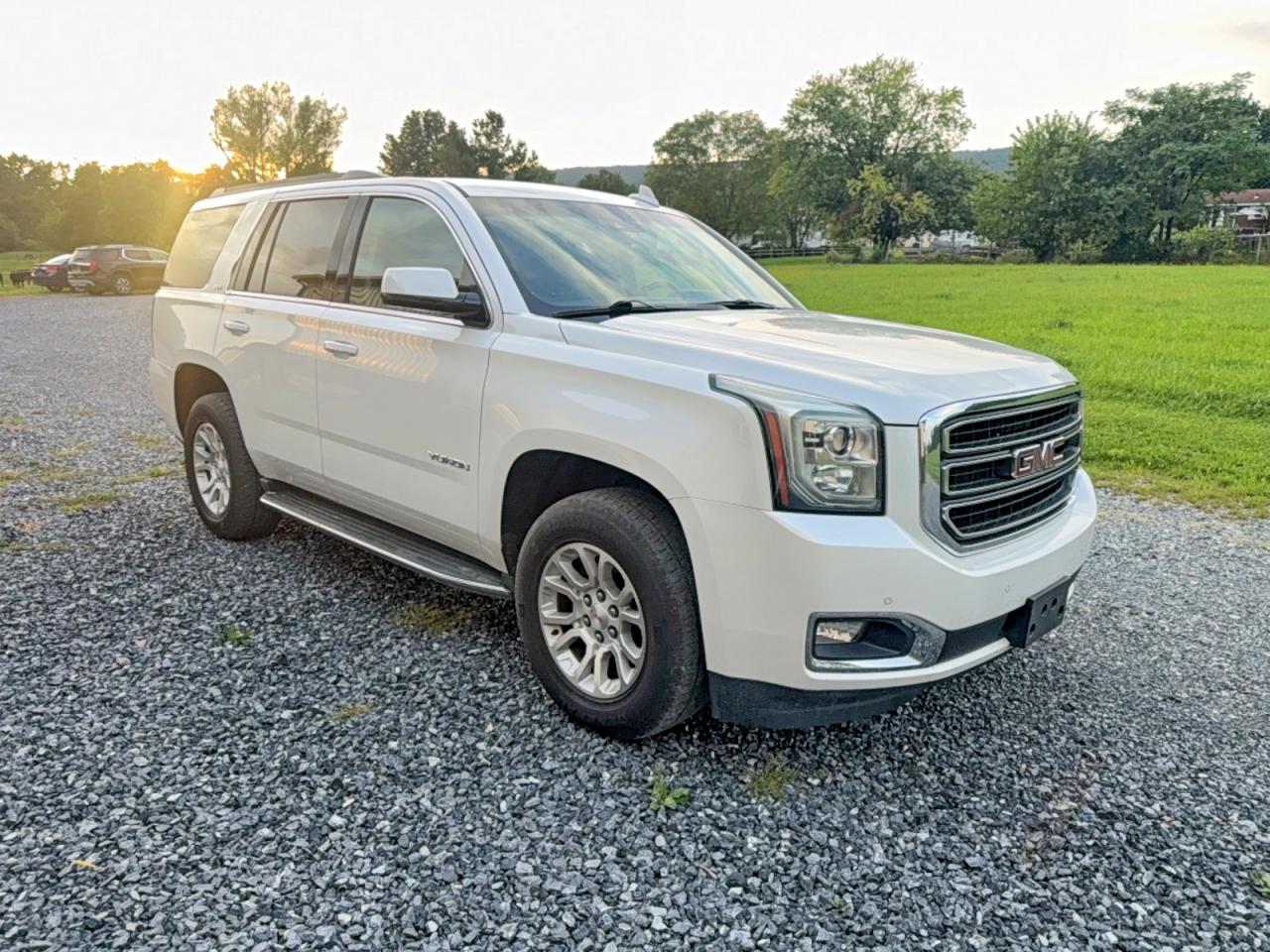 2016 GMC YUKON SLT  