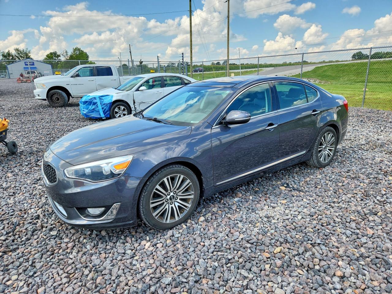 2015 KIA CADENZA PREMIUM  