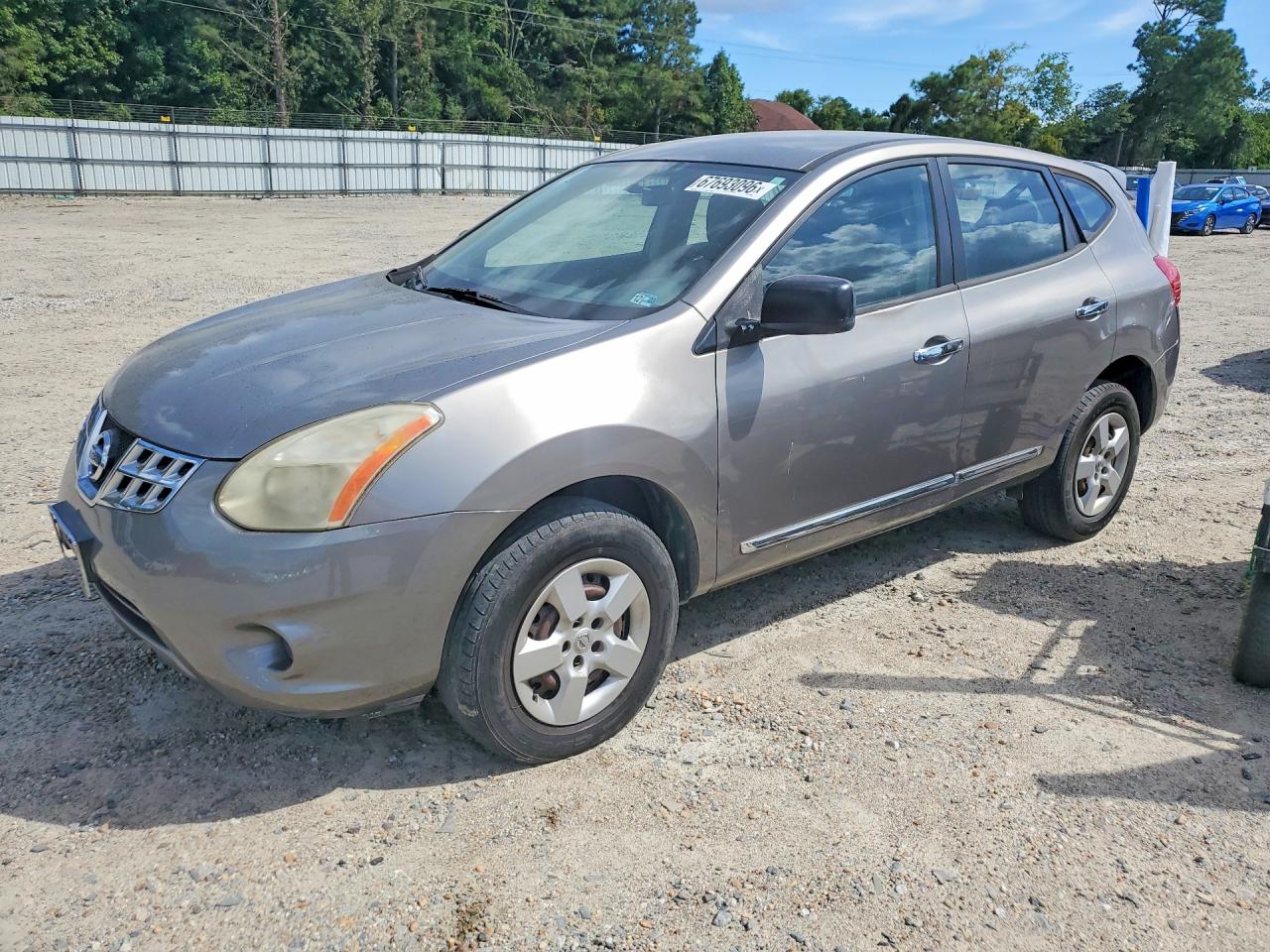 2013 NISSAN ROGUE S  