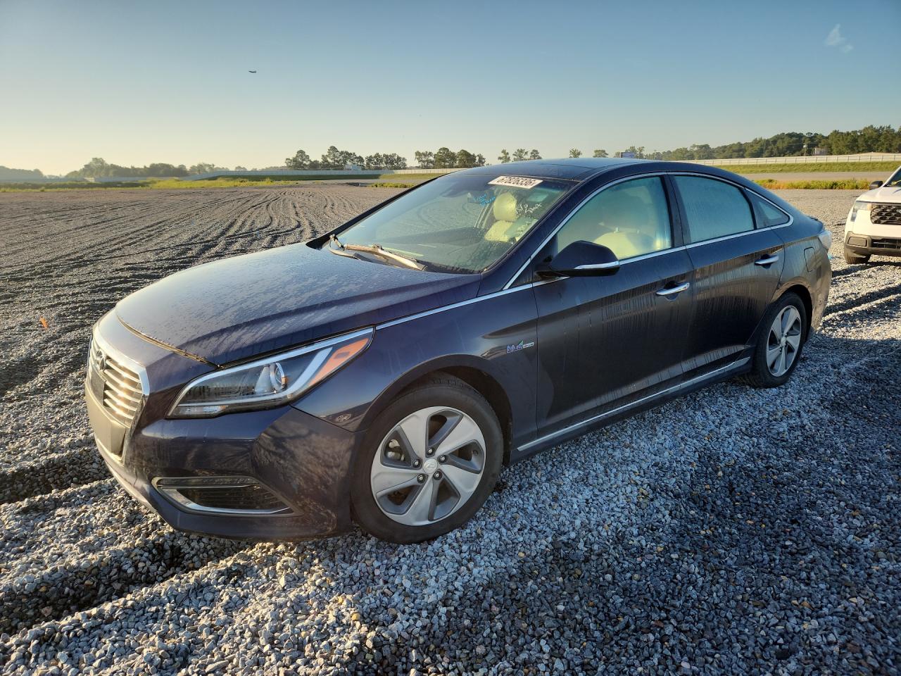 2017 HYUNDAI SONATA HYBRID LIMITED  