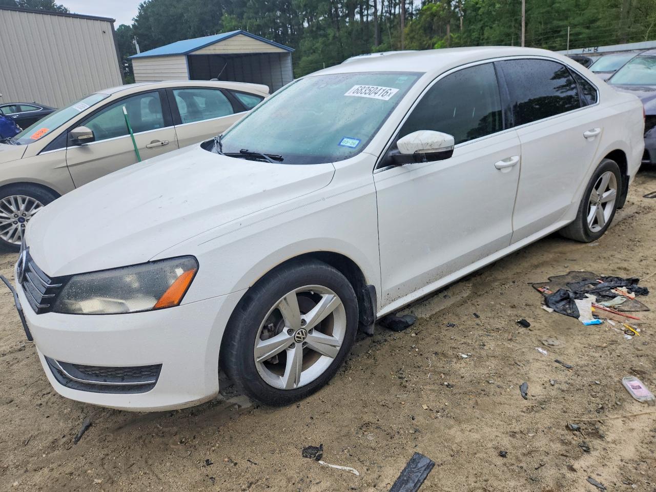2015 VOLKSWAGEN PASSAT SE  