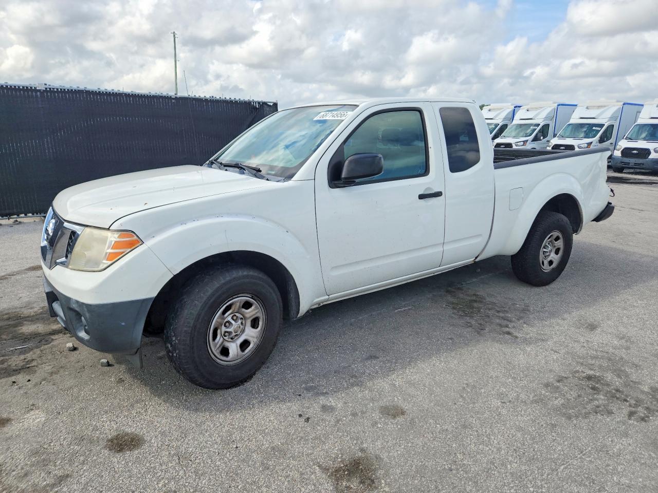 2017 NISSAN FRONTIER S  