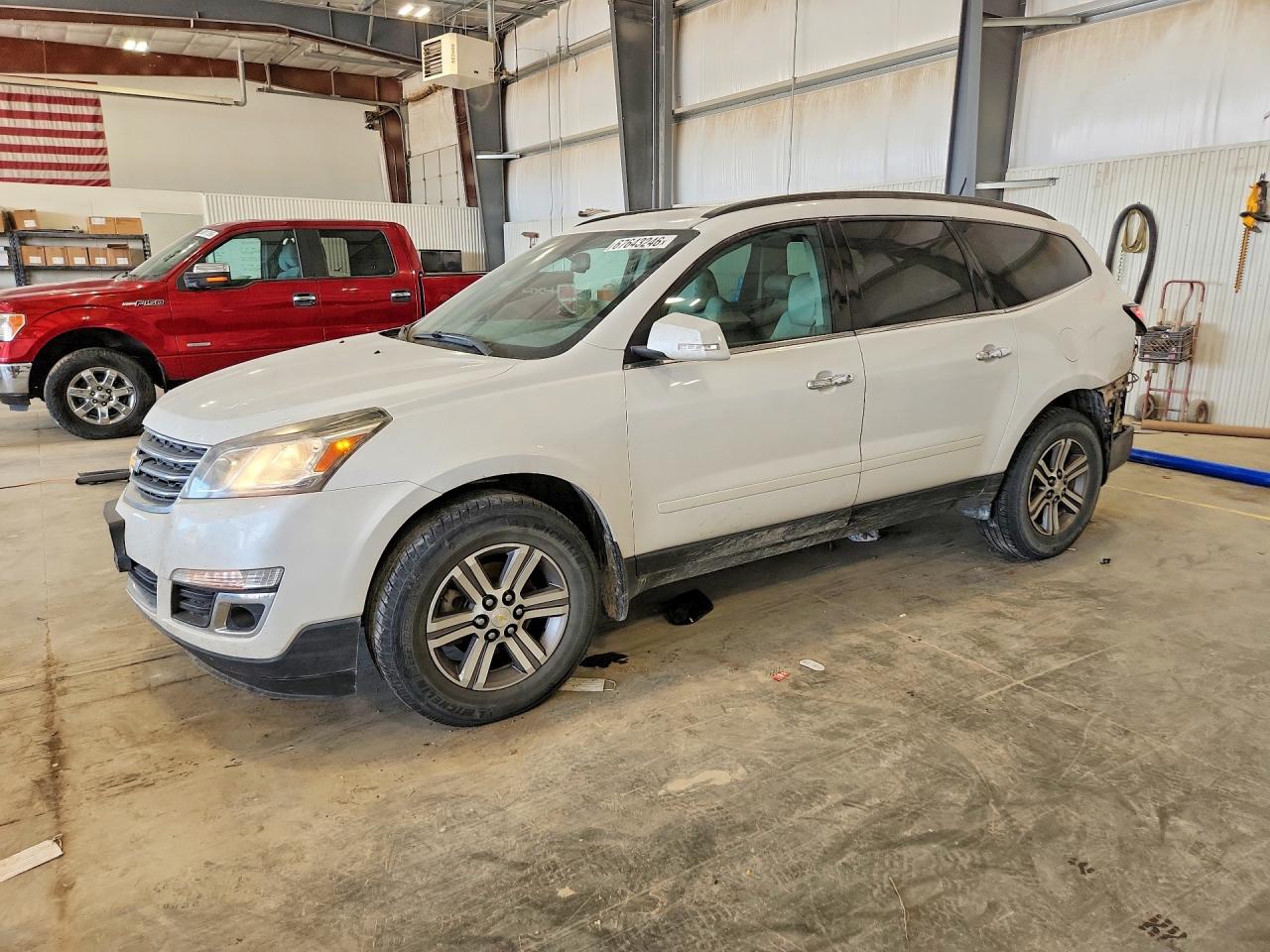 2016 CHEVROLET TRAVERSE LT  