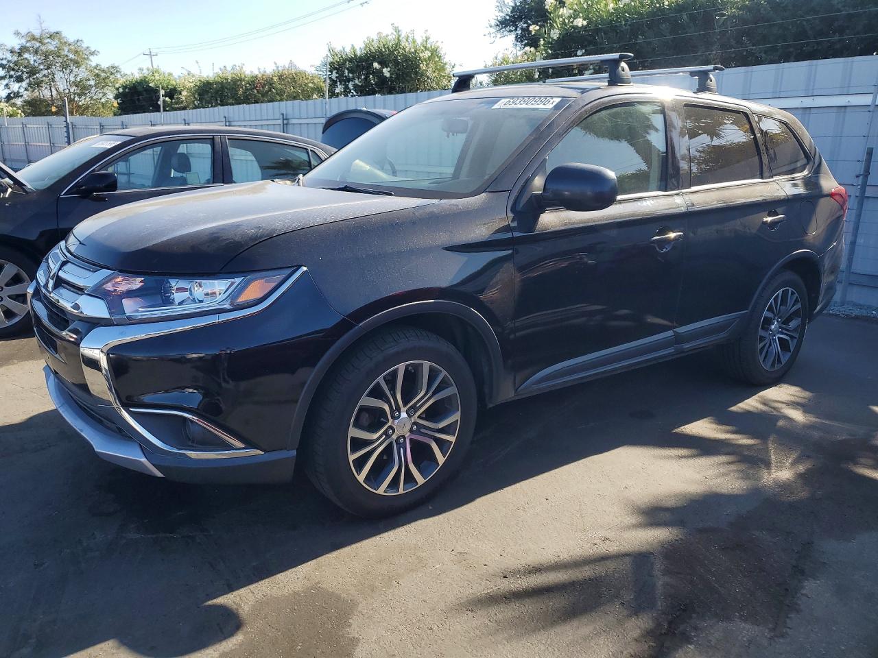 2016 MITSUBISHI OUTLANDER SE  