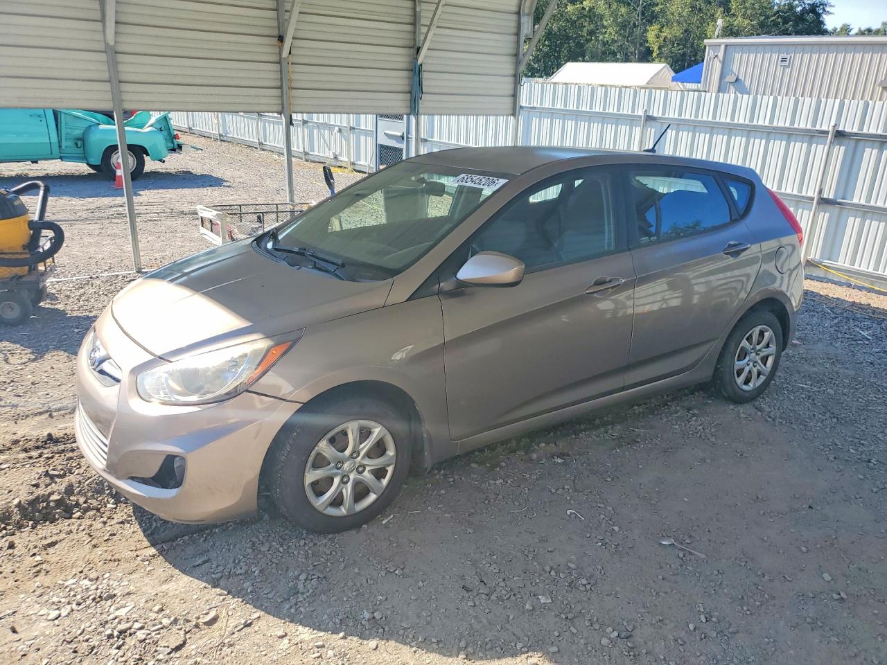 2013 HYUNDAI ACCENT GS  