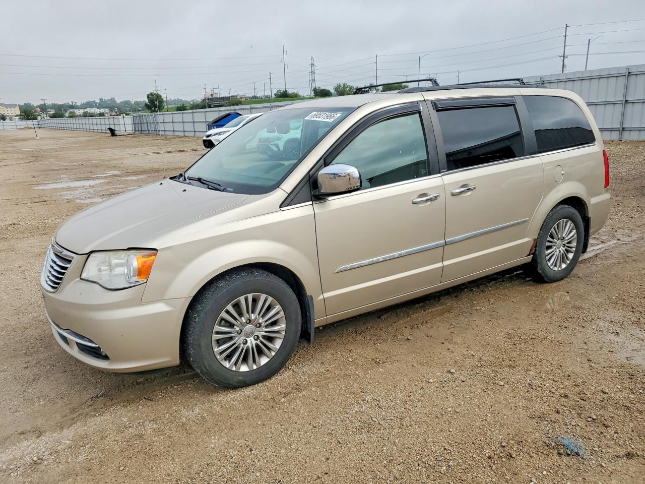 2013 CHRYSLER TOWN & COUNTRY TOURING L  