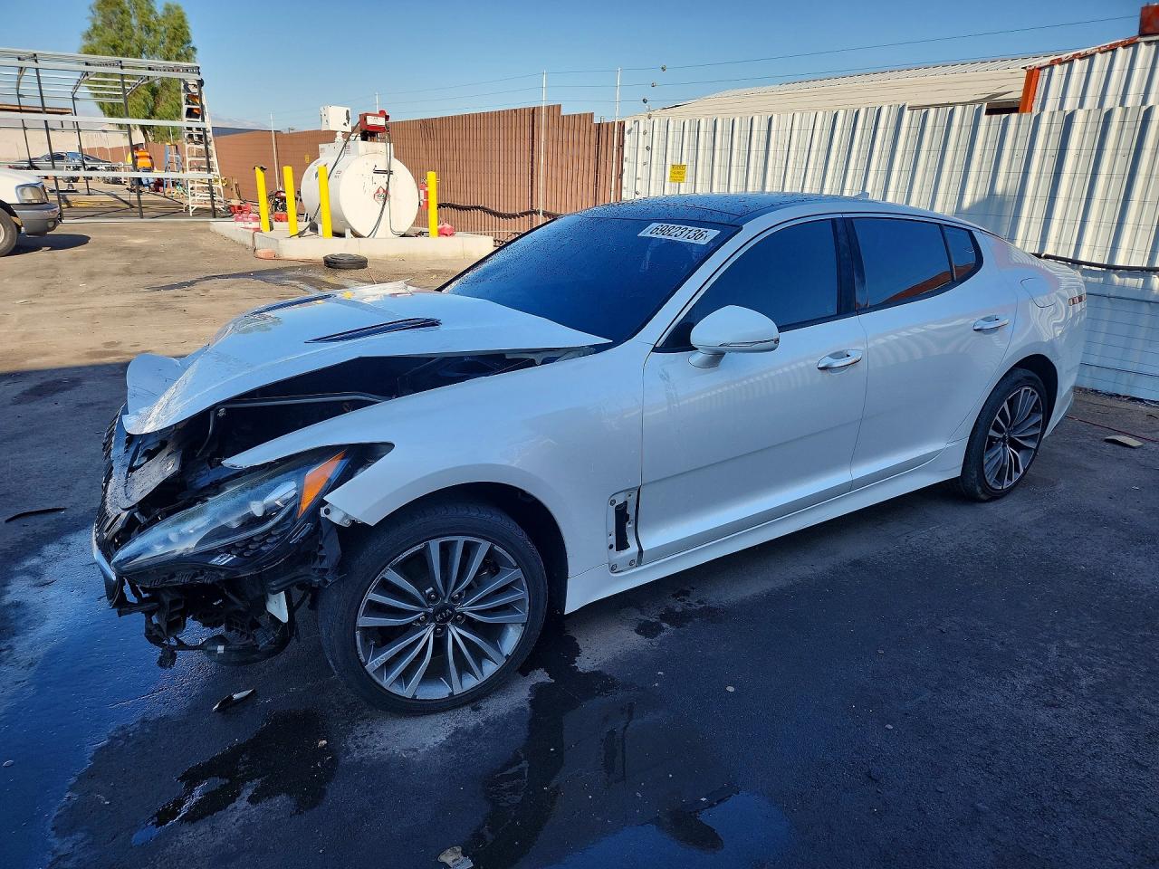 2019 KIA STINGER PREMIUM  