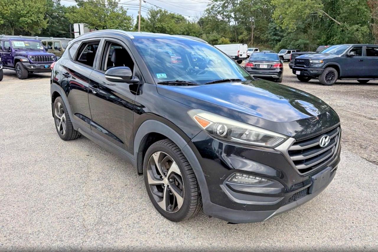 2016 HYUNDAI TUCSON SPORT  