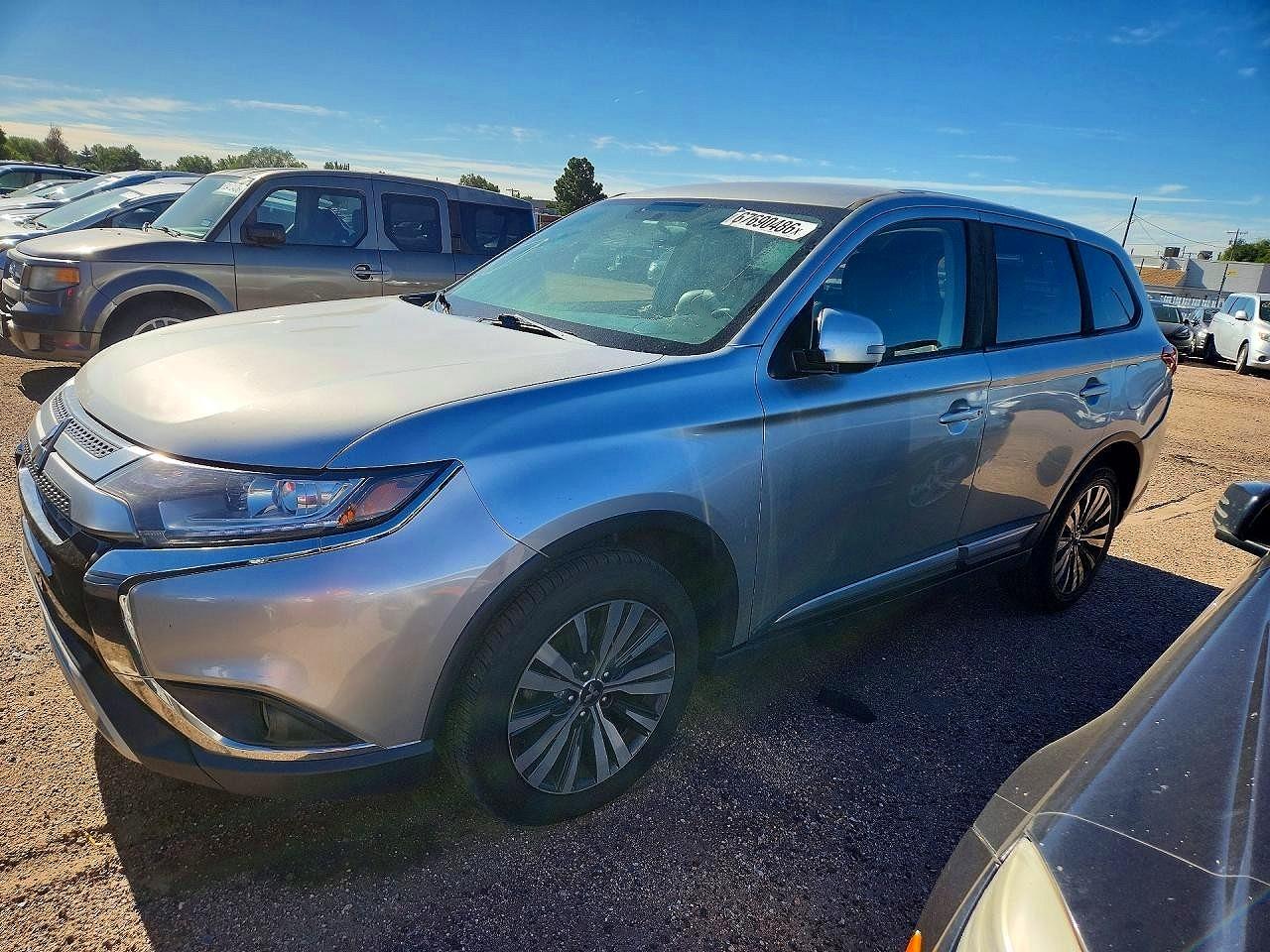 2019 MITSUBISHI OUTLANDER SE  