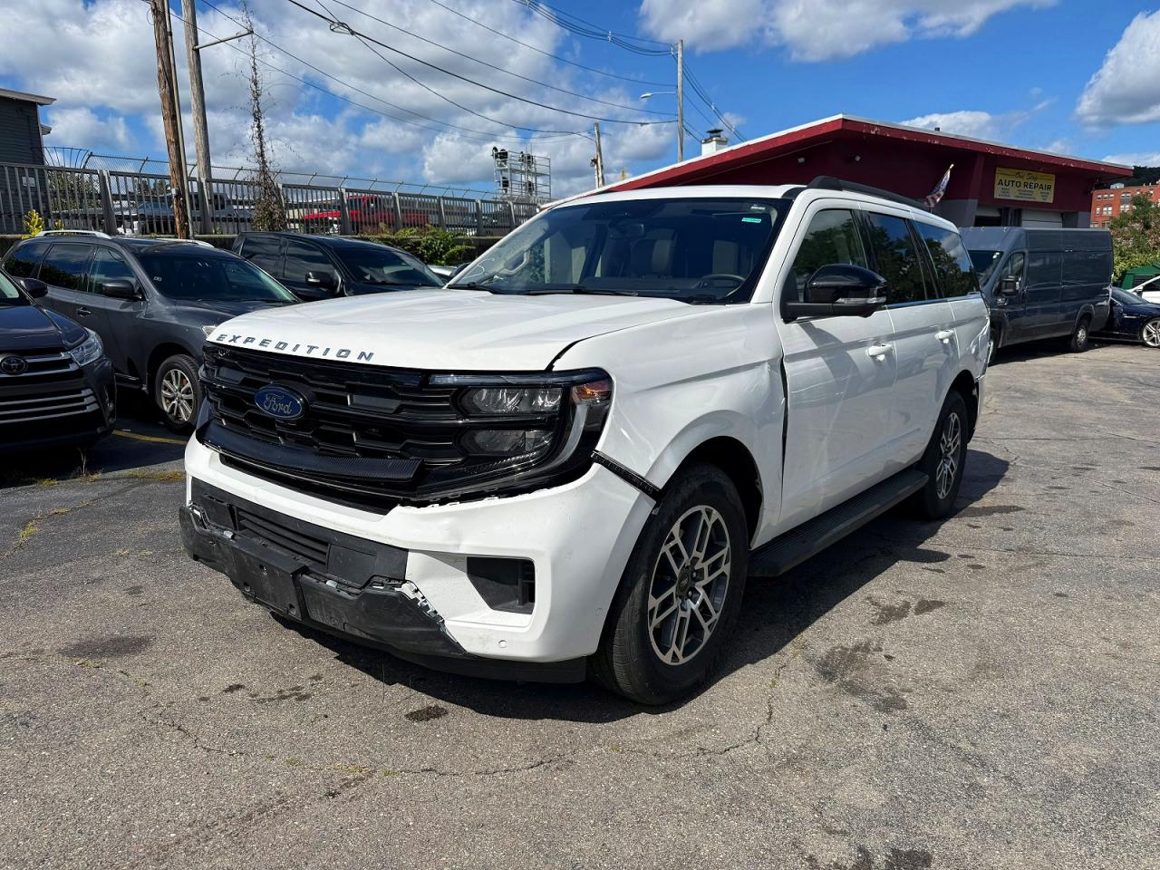 2025 FORD EXPEDITION ACTIVE  