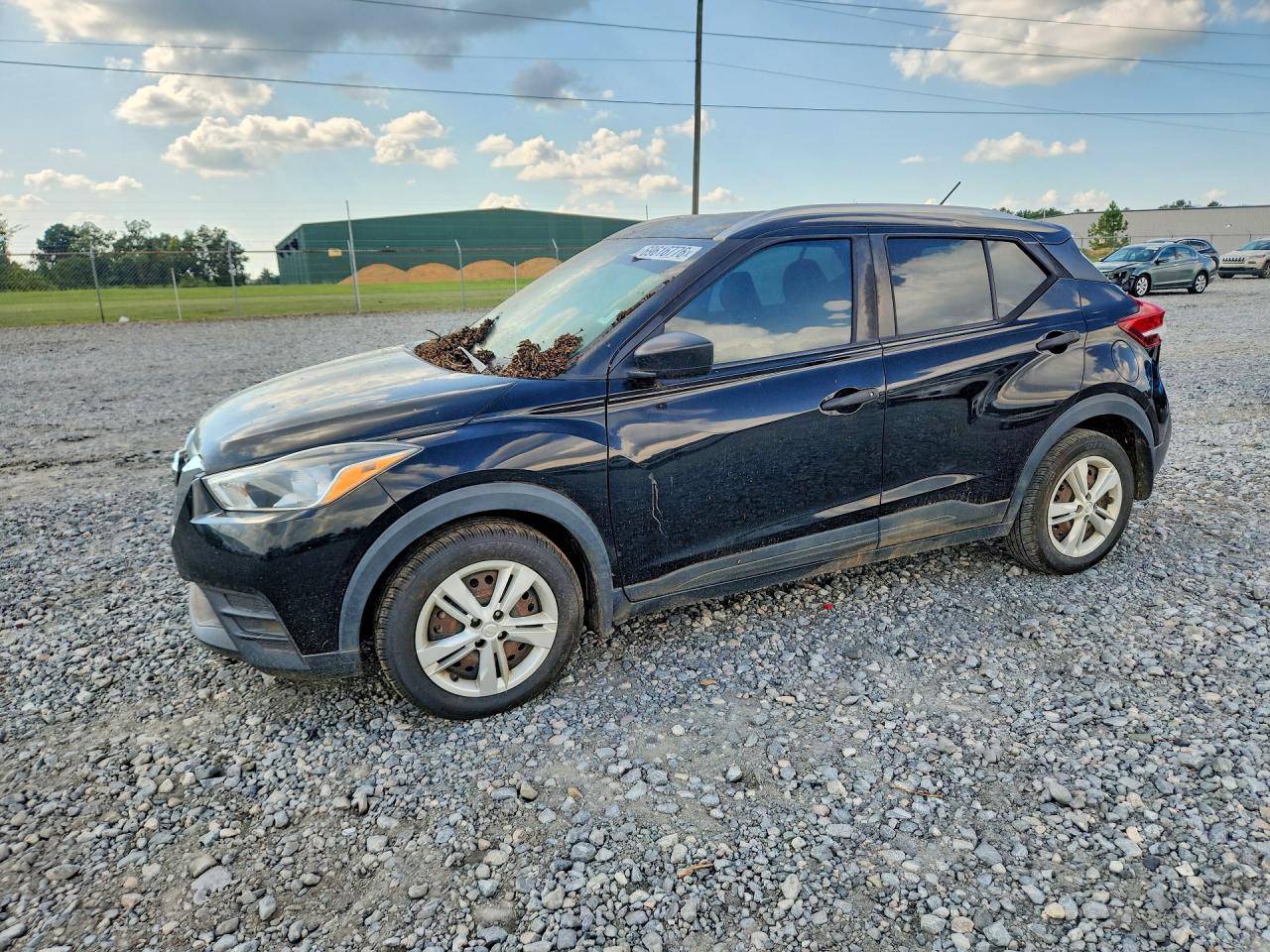 2019 NISSAN KICKS S  
