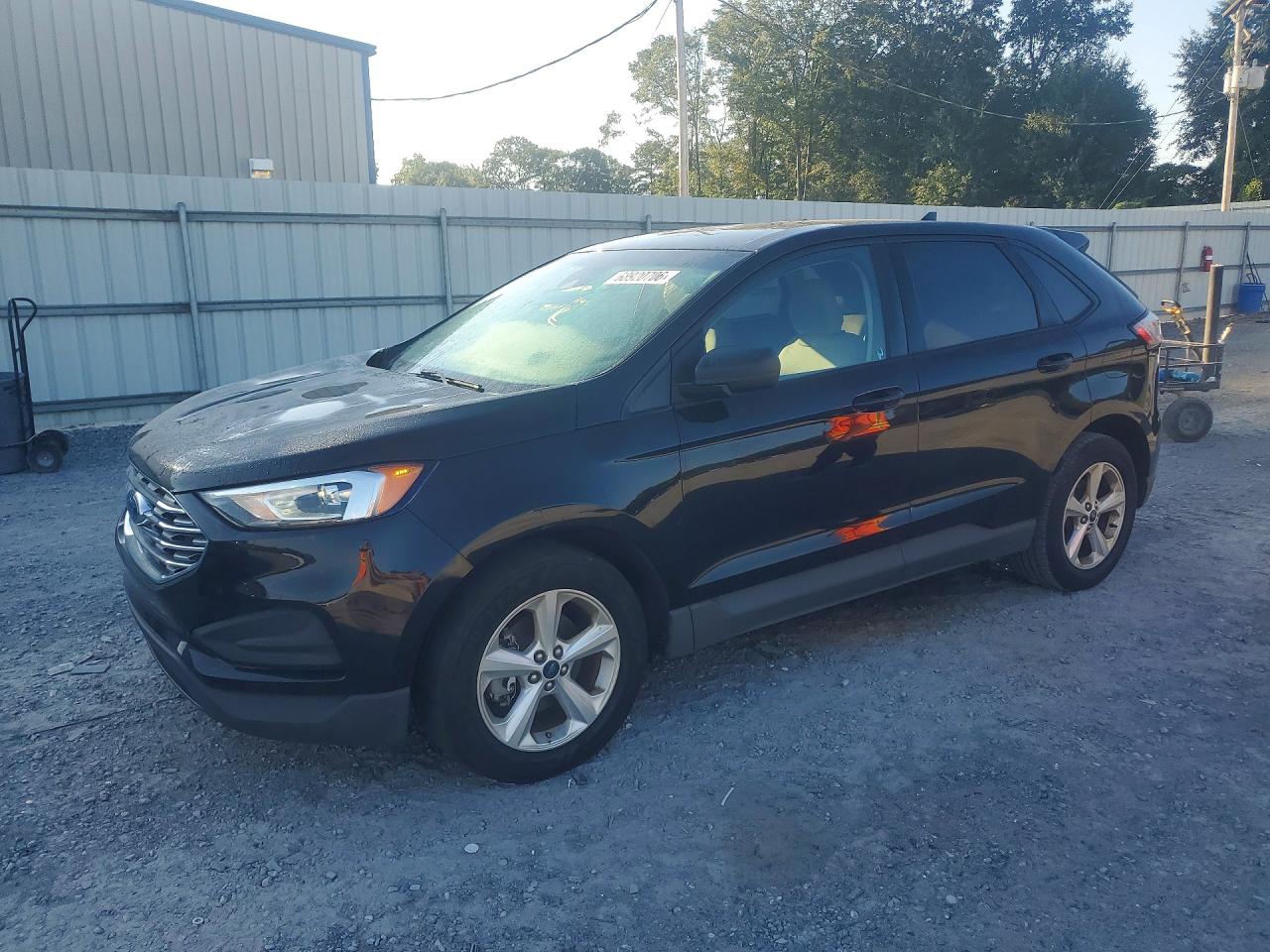 2019 FORD EDGE SE  