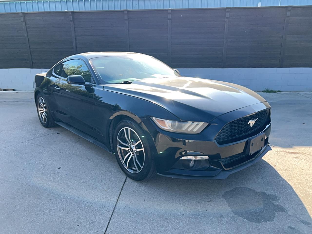 2017 FORD MUSTANG   