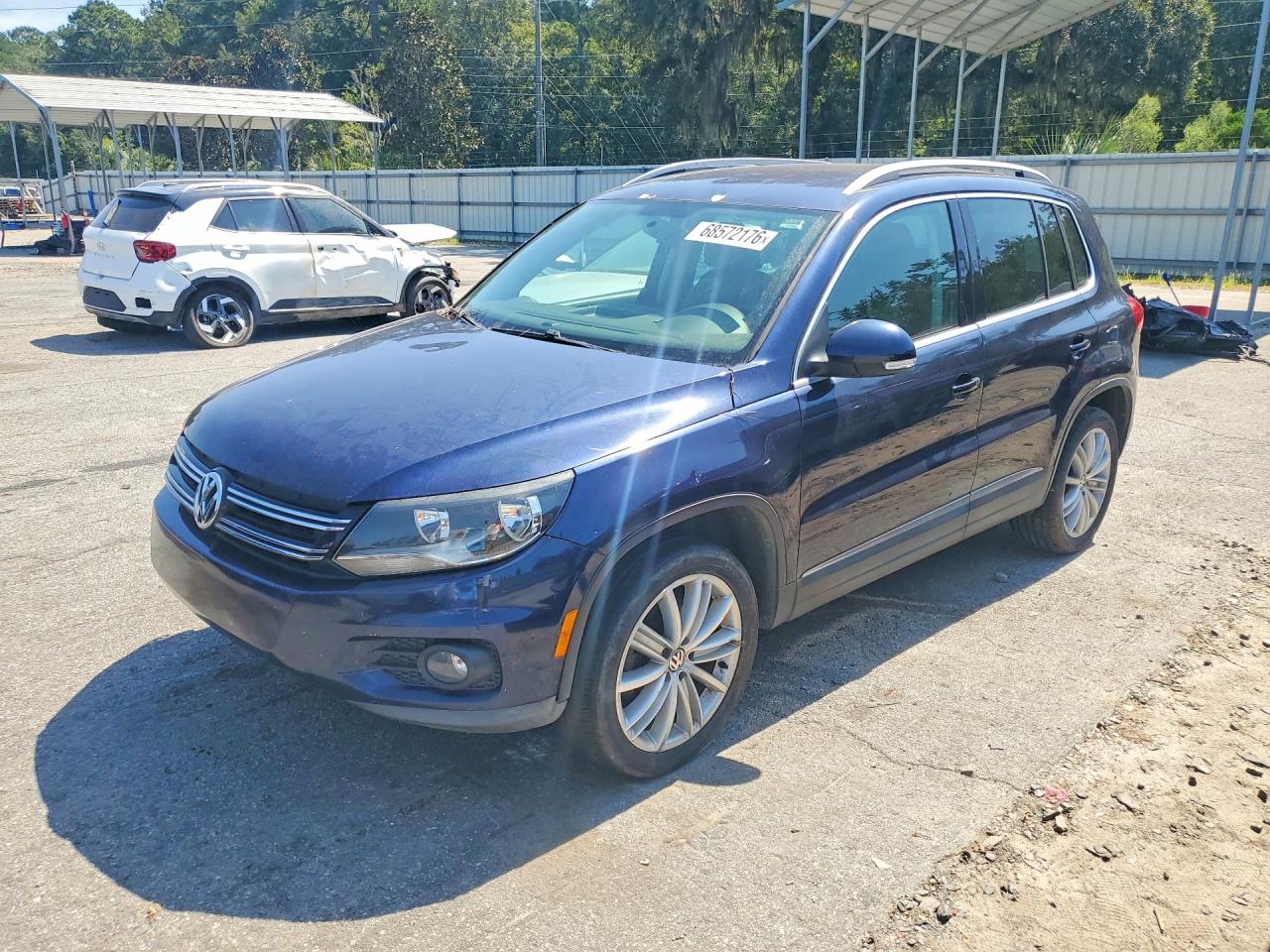 2014 VOLKSWAGEN TIGUAN S  