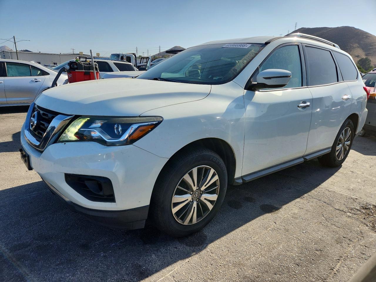 2018 NISSAN PATHFINDER SV  