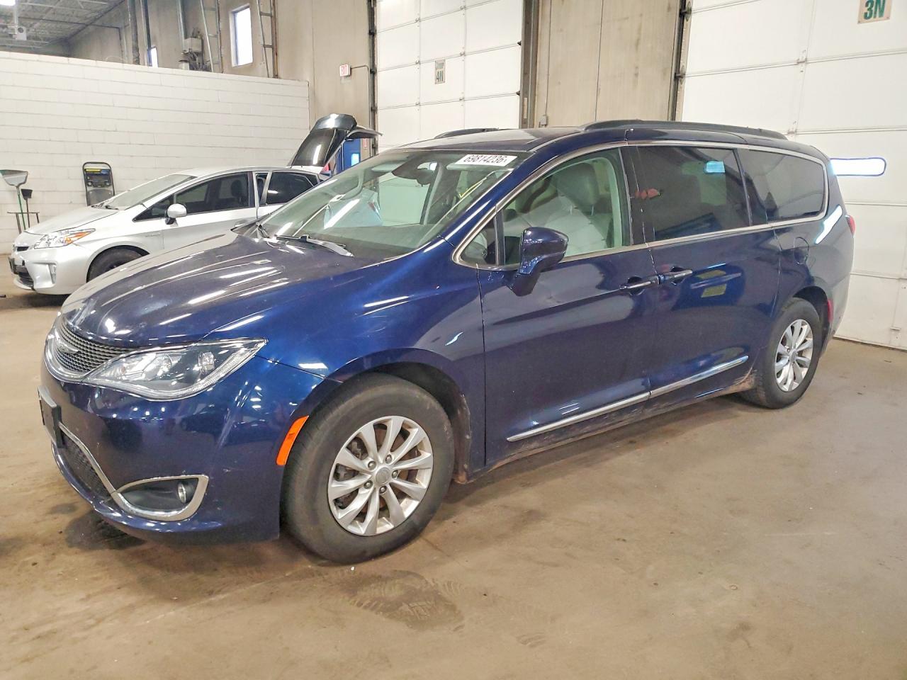 2017 CHRYSLER PACIFICA TOURING L  