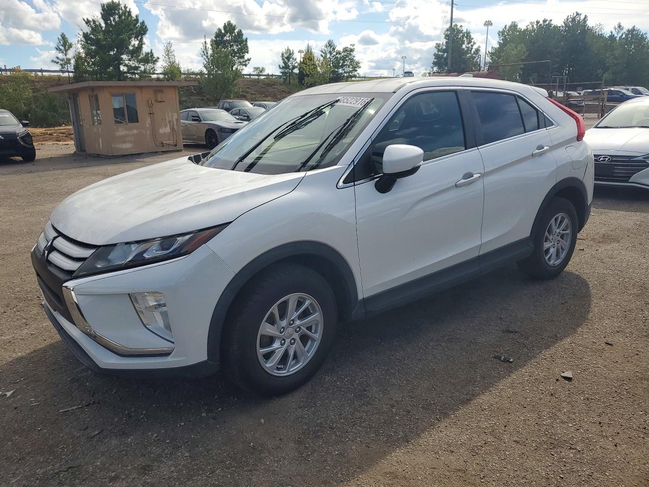 2018 MITSUBISHI ECLIPSE CROSS ES  