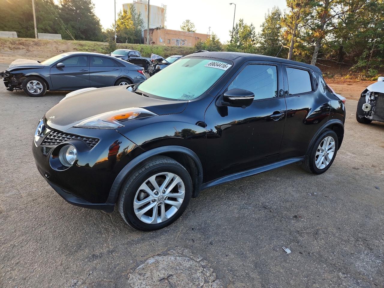 2015 NISSAN JUKE SL  