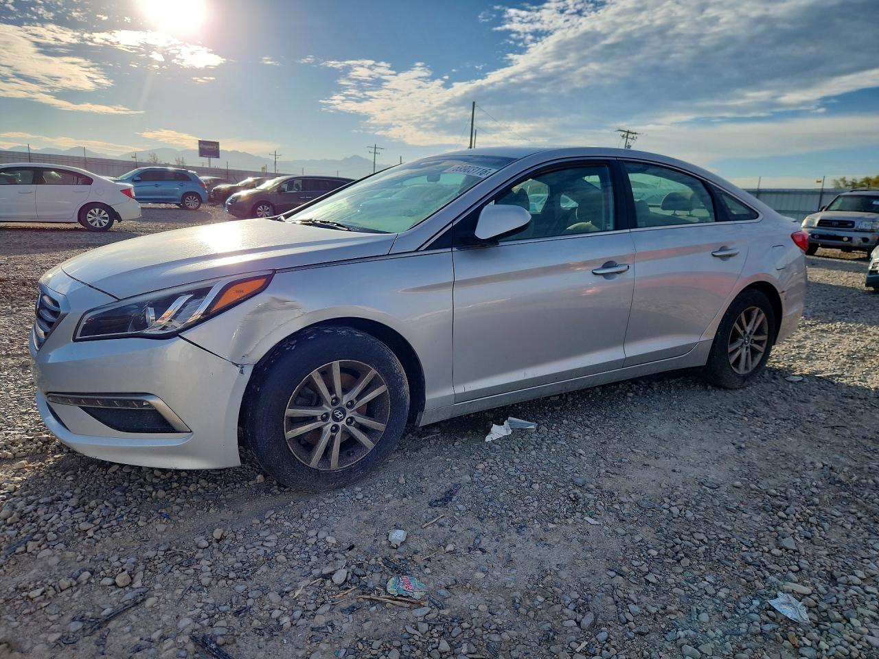 2015 HYUNDAI SONATA SE  